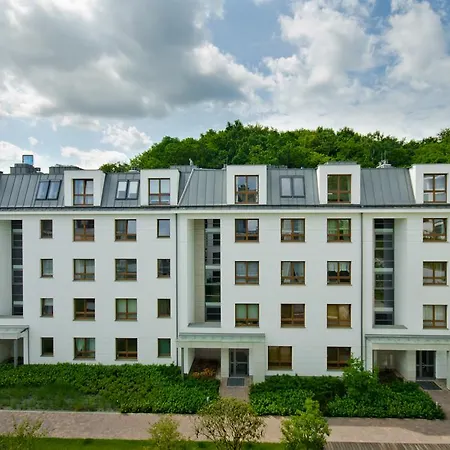 Imperial Aquarius V Apartment *